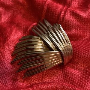 Vintage 1940s  Coro Pegasus Gold Spray Brooch